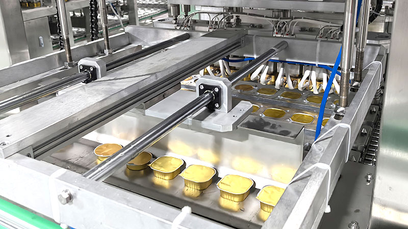 Tray Filling and Sealing Machine